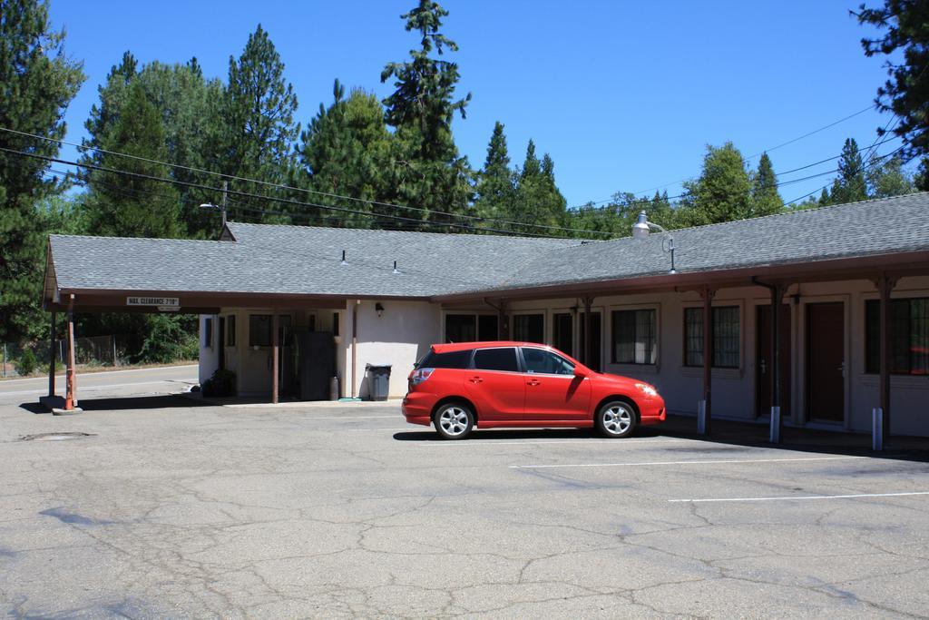 Motel Mother Lode 2*
