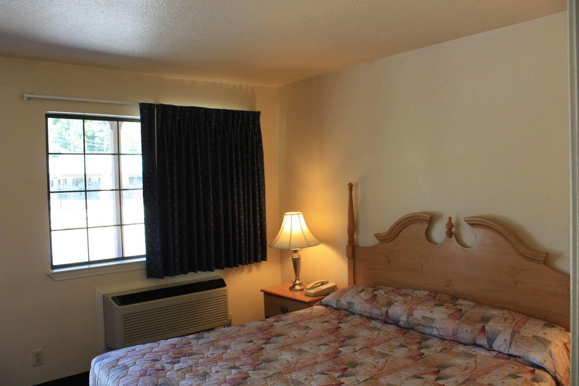 Motel Mother Lode 2*